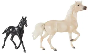 Breyer Traditional Cloud's Encore & Top Gift Set