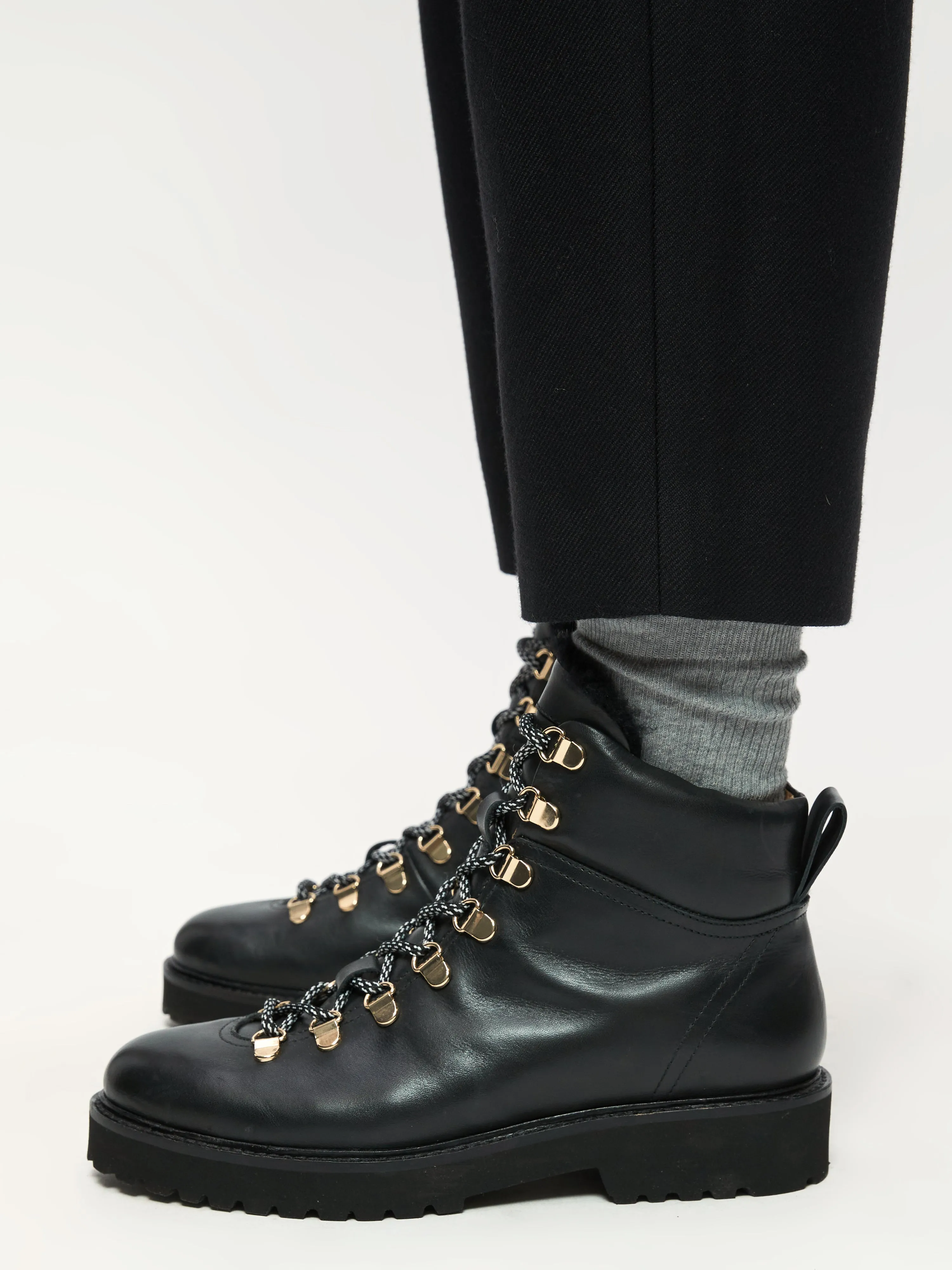 Burnham Leather Lace Up Boot | Black